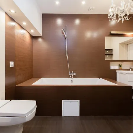 Prime Location דירה