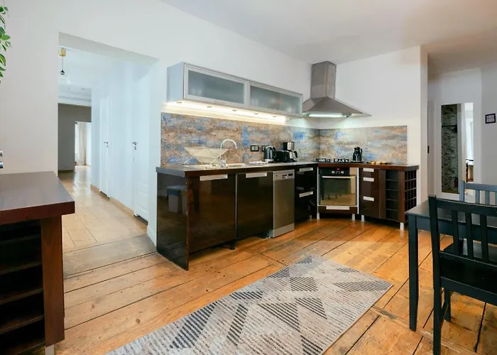 Prime Location شقة *